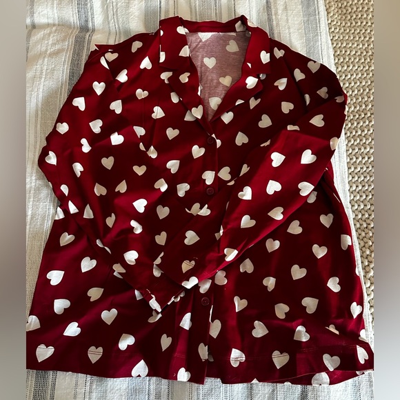 H&M Red Heart Print Pajamas- New Without Tags - Picture 2 of 3